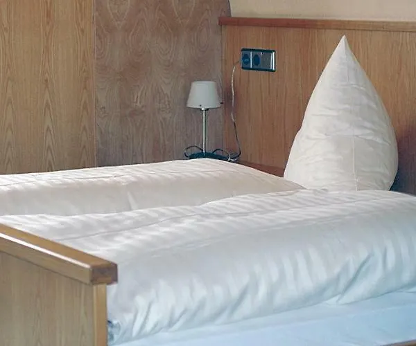 酒店 Schoene Aussicht 2*